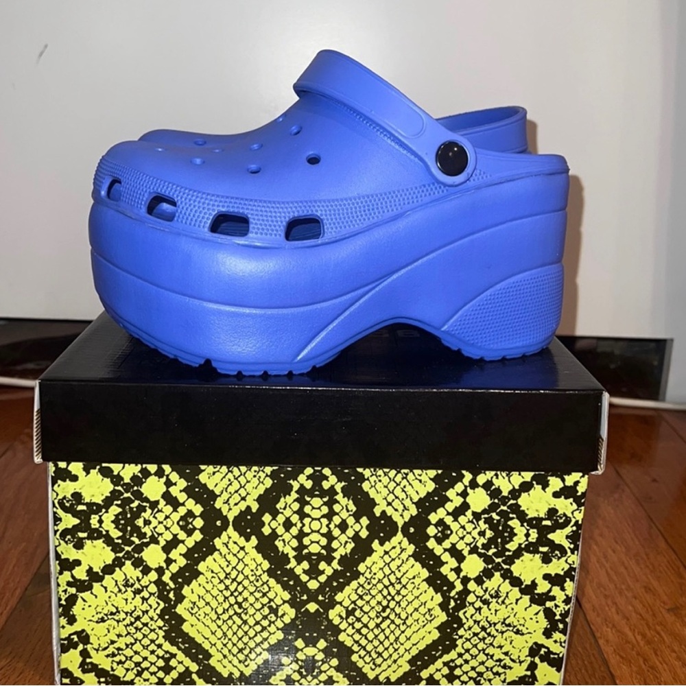 Cape Robbin blue platform croc shoes NWB
